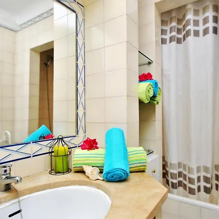 Cayman Apartmán